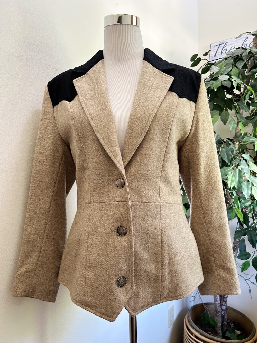 Pioneer Wear Vintage Western Blazer Jacket Tan Camel Black Suede-Style Yoke